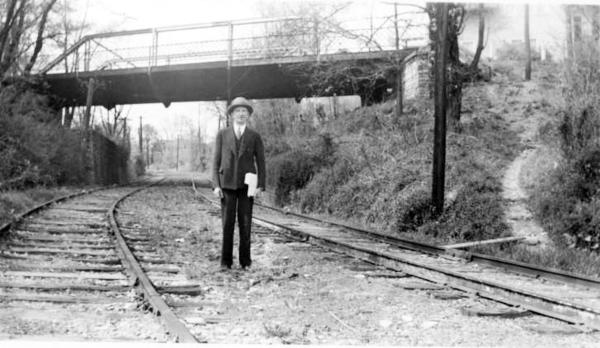 Historic photo of the C&LE tracks and Groesbeck Avenue overpass in College Hill
