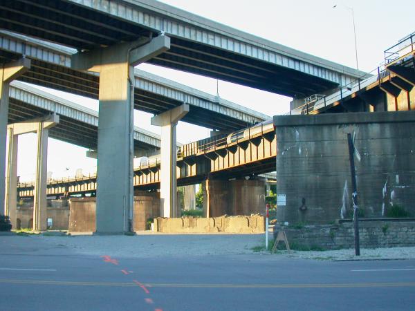C&O viaduct from Pete Rose Way