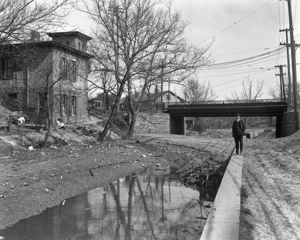 Historic photo of the blocked off Miami & Erie Canal at Ludlow Avenue