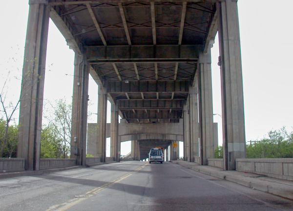 Lower deck of the Western Hills Viaduct