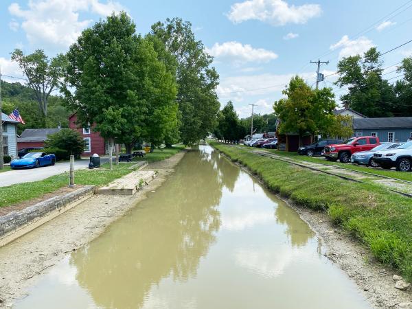 Whitewater Canal and railroad in Metamora