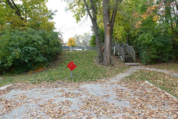 Cincinnati & Westwood right-of-way at the end of Stanhope Avenue