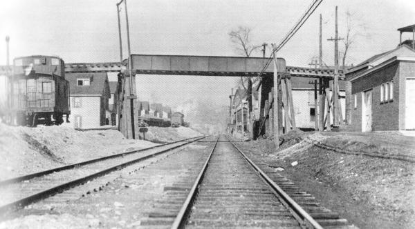Historic photo of the Donham Avenue Viaduct in Columbia-Tusculum