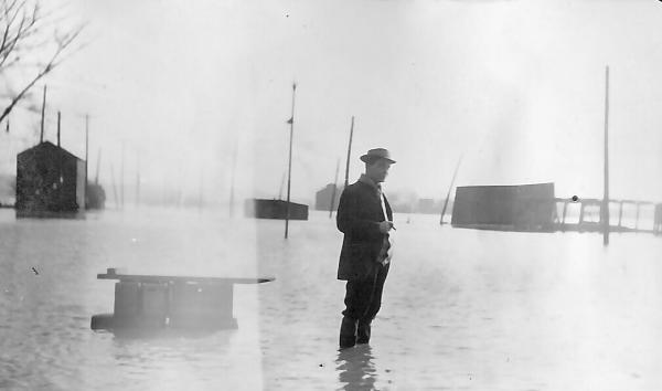 Historic photo of the CG&P Carrel Street yard during the 1913 flood