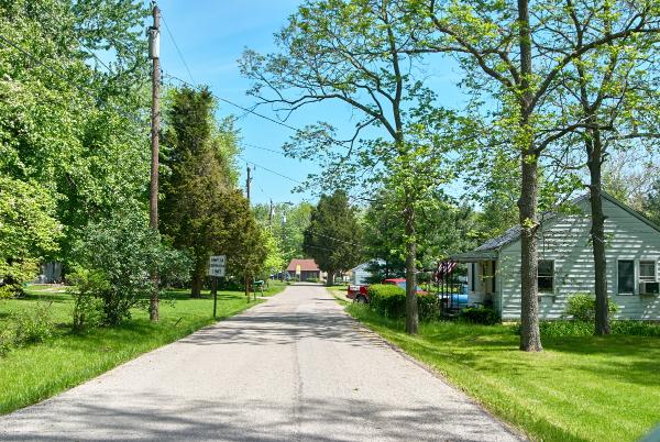 CG&P ROW crossing Cleveland Lane in Amelia