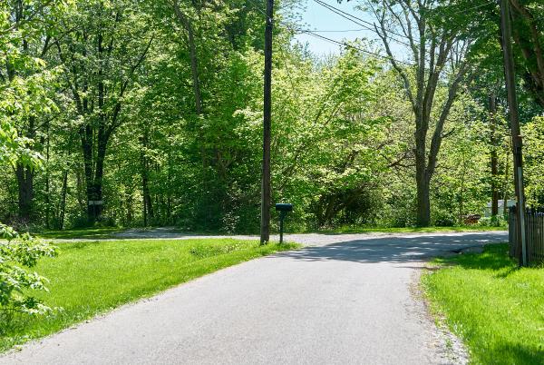 CG&P ROW along Hullington Road in Hullington