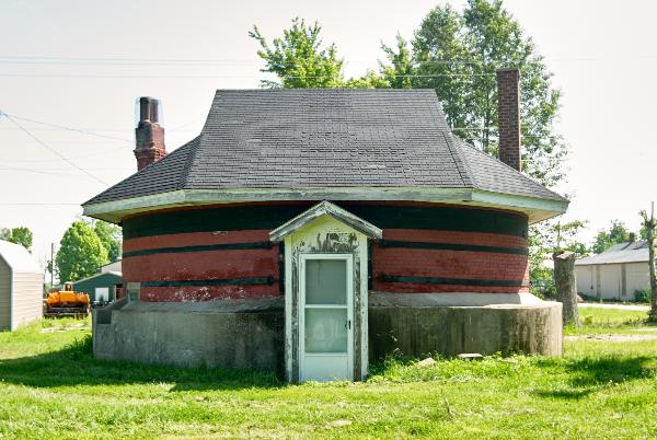 A rear view of the CG&P East Hamersville station