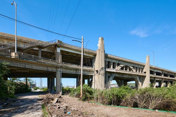 CH&D/CSX Industrial Track going under the Western Hills Viaduct