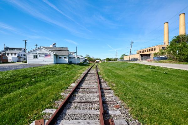 CH&D track at Llewellyn Street north of Millcreek Road in South Fairmount