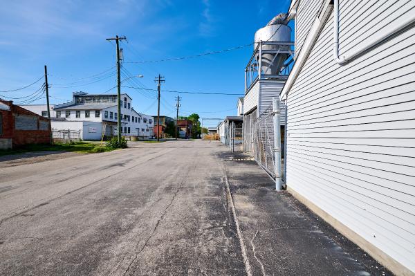 CH&D industrial spur at Llewellyn Street north of Millcreek Road in South Fairmount