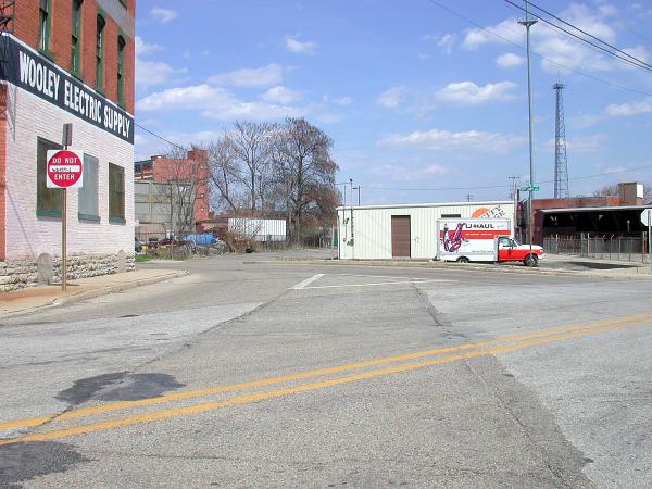 CH&D crossing at Hoffner and Cherry Streets in Northside