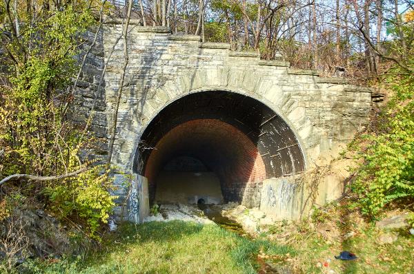 South portal of the CL&N McMillan Street tunnel in Walnut Hills