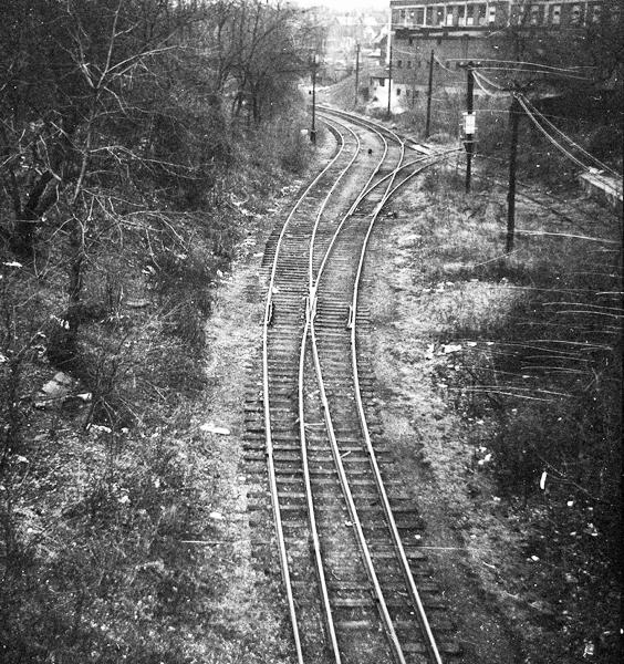 Historic photo of the PRR/CL&N tracks north of the Oak Street Tunnel