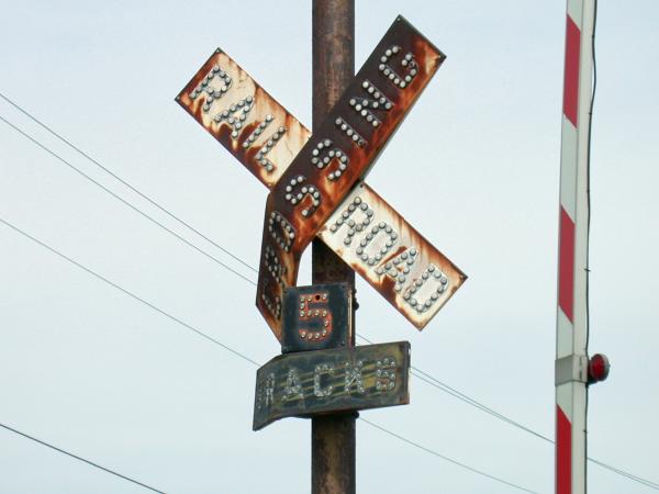 CL&N Dana Avenue crossing at Idlewild junction in Evanston near Xavier University