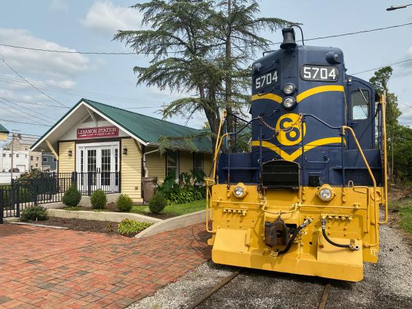 A more recent view of the CL&N line crossing South Broadway in Lebanon