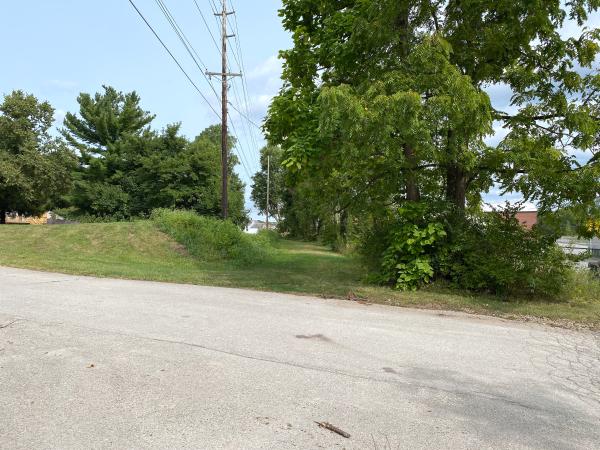 CL&N right-of-way on the Lebanon Countryside Trail