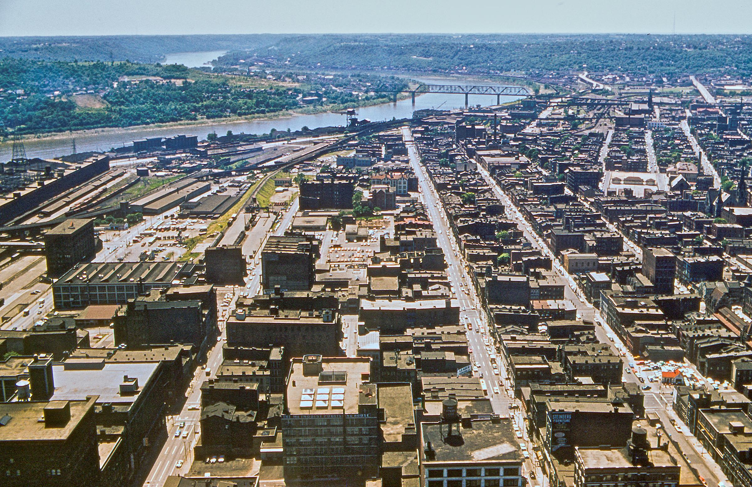 0009_visit-Cincinnati24