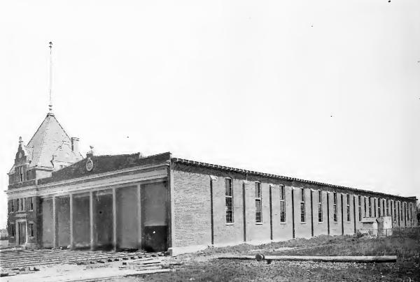 Historic photo of the IR&T Rapid Railway's carbarn in Deer Park