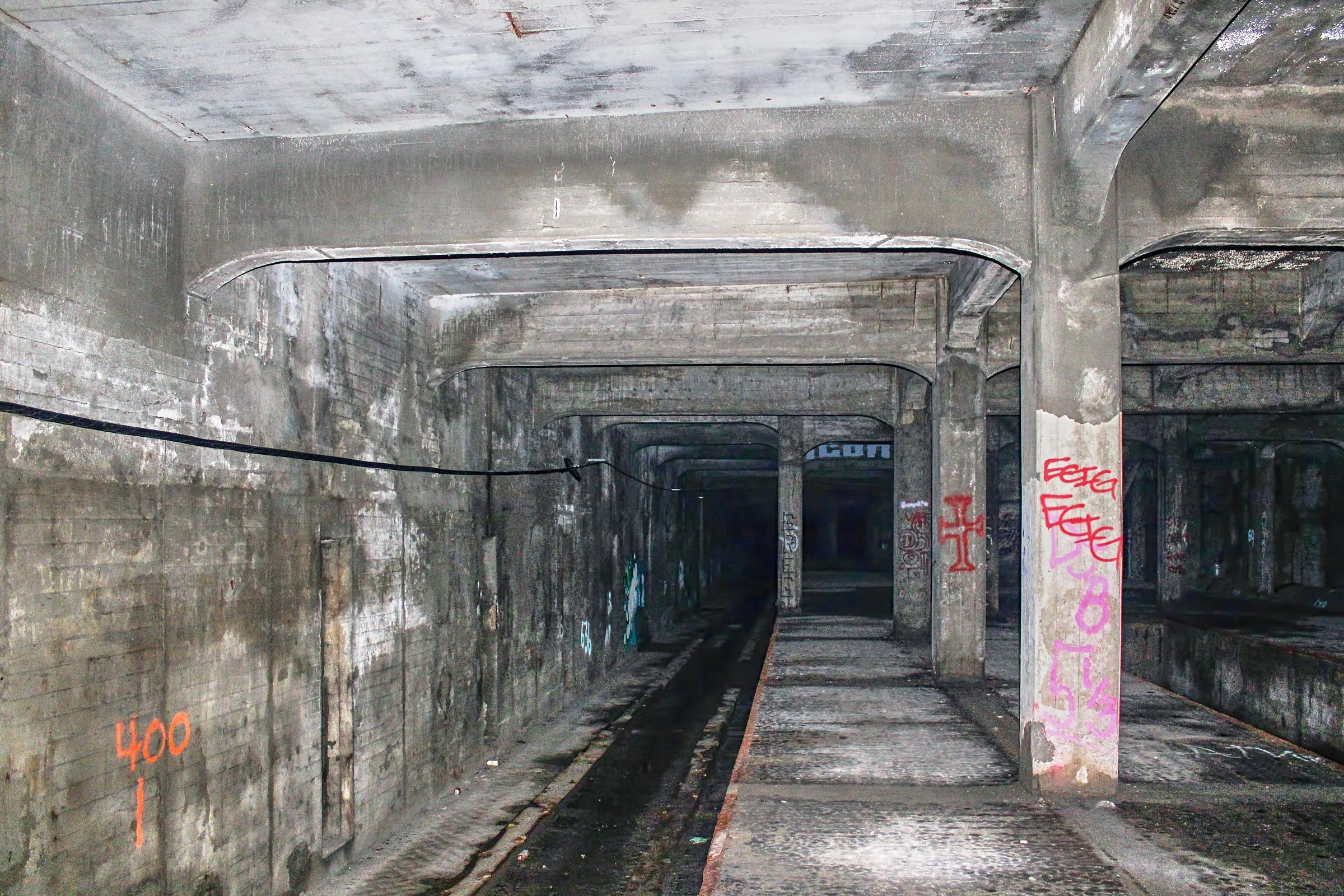 0025_Race_st_outbound_sb