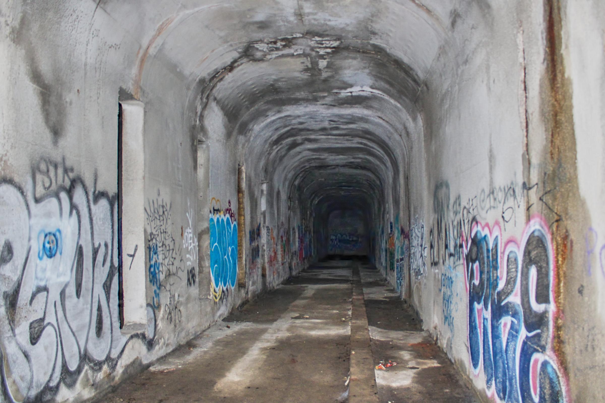 0056_looking_into_outbound_tube_hopple_4