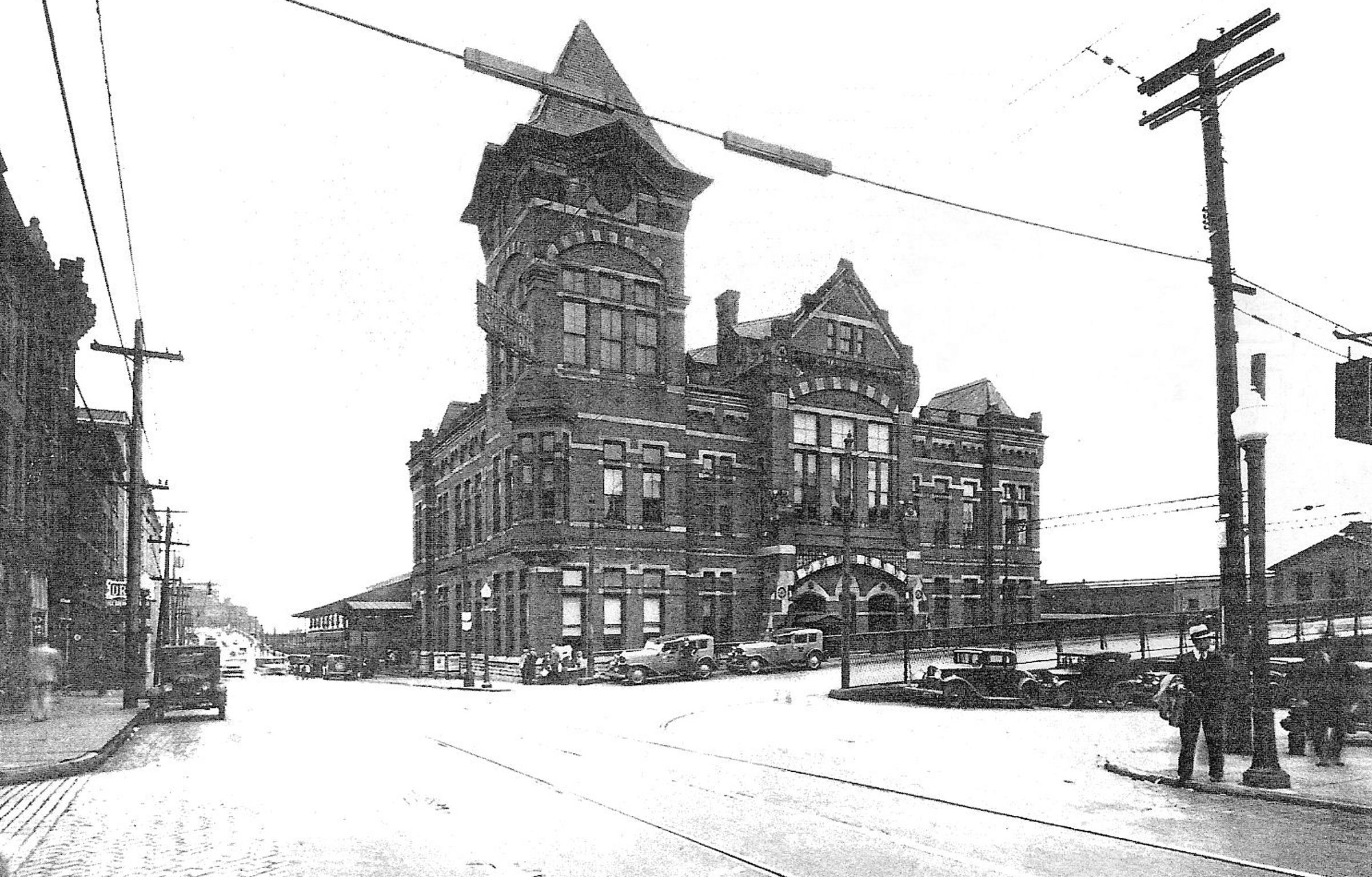 0003_Pennstation-1929