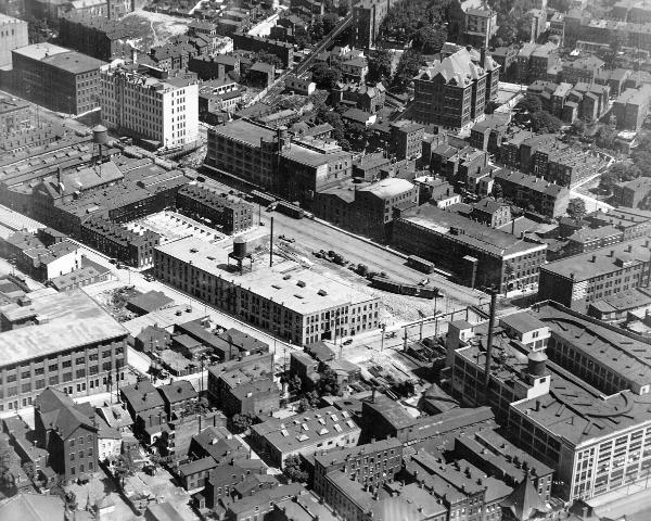 Historic aerial of Eggleston Avenue and 3rd Street in 1922