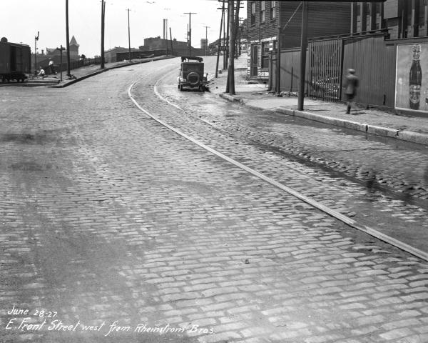 Historic photo of Front Street, now Riverside Drive near the entrance to the Montgomery Inn Boathouse
