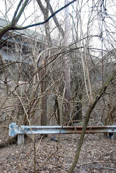 The current end of Old Red Bank Road below Columbia Parkway