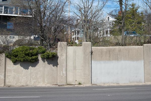 Abandoned stairs that used to connect Torrence Court with Columbia Parkway