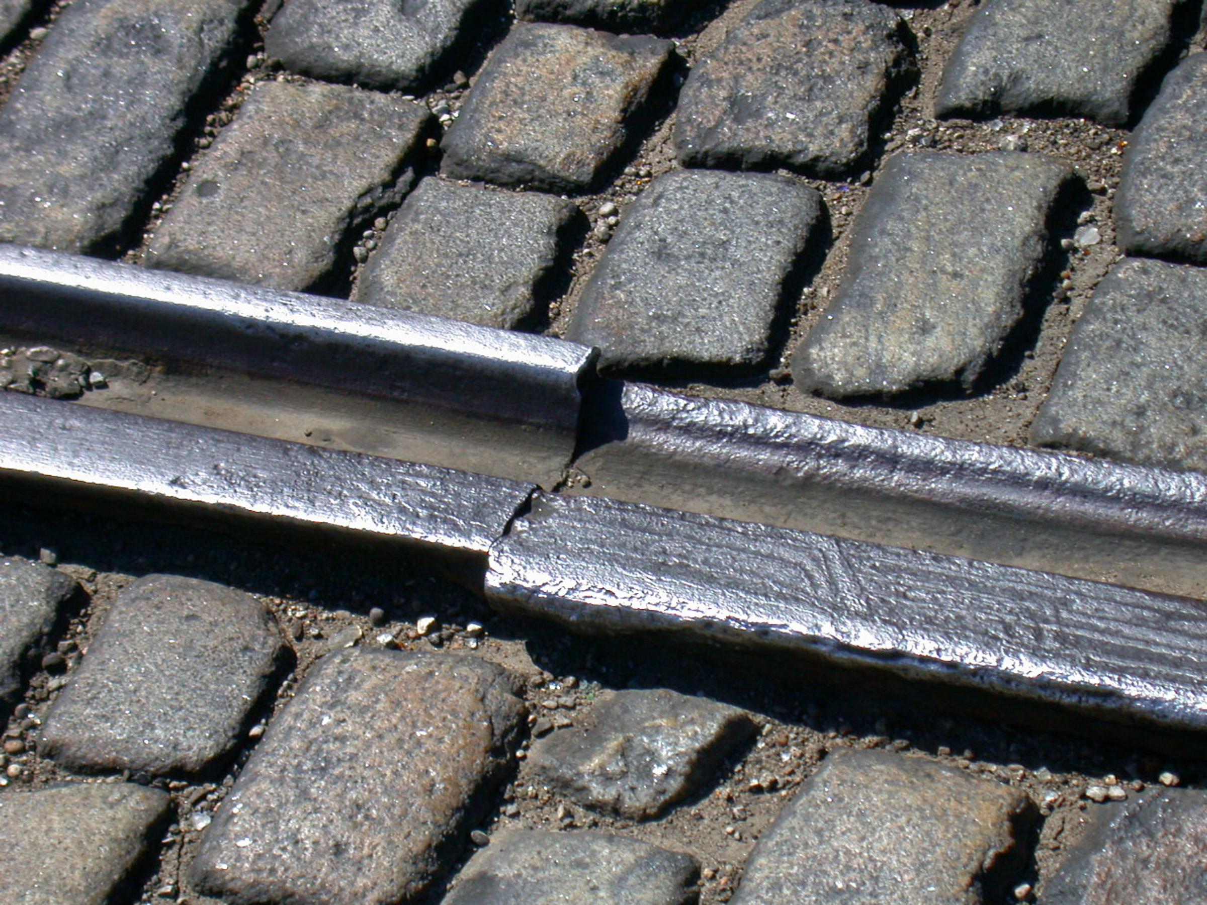 0017_RevealedTracks-2