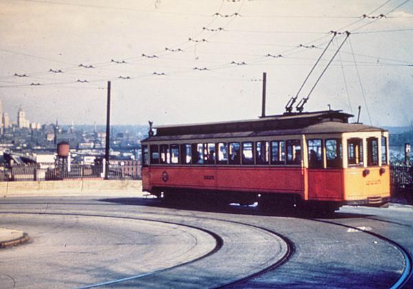 A typical Cincinnati Street Railway car turning onto Wilder Avenue from Warsaw Avenue