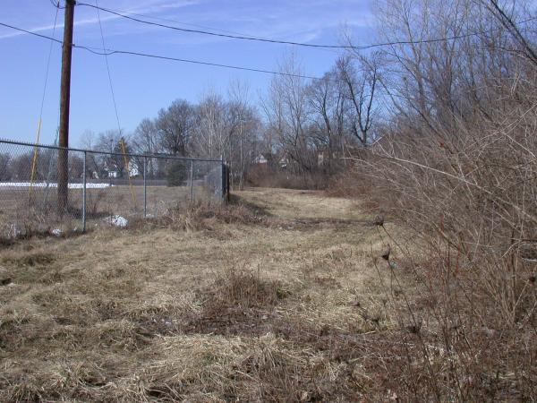 Subway right-of-way behind Showcase Cinemas in Bond Hill